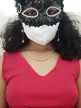 Snapshot of Angleannie chatting on 10-07-25, 05:03 Angleannie online show from 10-07-25, 05:03