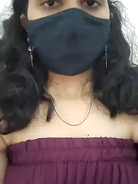 Snapshot of Angleannie chatting on 10-11-25, 04:41 Angleannie online show from 10-11-25, 04:41