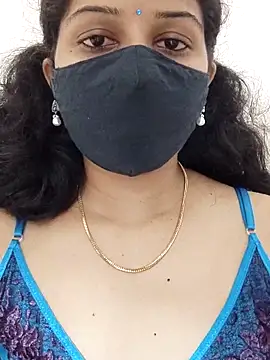 Angleannie online show from 10-31-25, 01:52