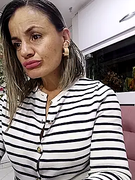 sweetfantasyy69 online show from 05-22-26, 01:14