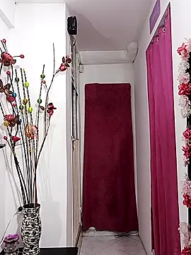 sweetfantasyy69 online show from 02-27-26, 02:01