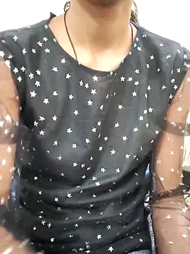 Snapshot of Kumkum_36 chatting on 03-10-25, 04:49 Kumkum 36 online show from 03-10-25, 04:49