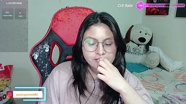 Snapshot of jessica_gomez chatting on 03-06-25, 12:32 jessica gomez online show from 03-06-25, 12:32