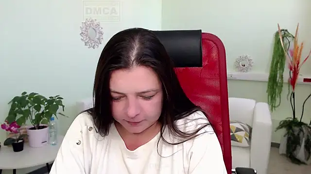 Lily flower7 online show from 10-06-25, 07:53
