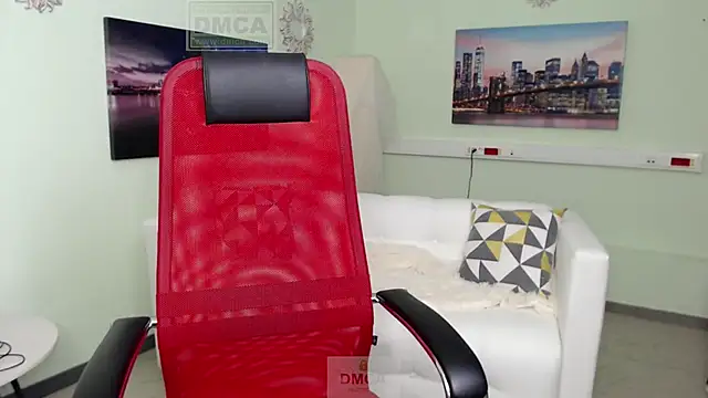 Lily flower7 online show from 02-12-26, 06:13