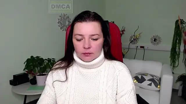 Lily flower7 online show from 10-29-25, 02:54