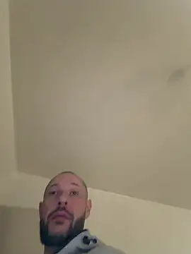 Guitccch online show from 03-08-26, 07:50