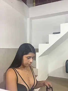 CandyRoxx1  online show from 04-12-26, 04:38