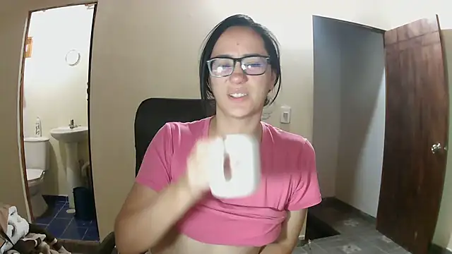 Snapshot of brittanycheeks chatting on 02-24-26, 11:55 brittanycheeks online show from 02-24-26, 11:55