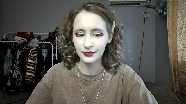 JoannaTompson online show from 01-27-25, 06:09