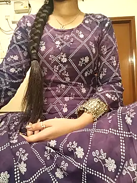 Snapshot of Ruchi-34 chatting on 06-11-26, 03:03 Ruchi-34 online show from 06-11-26, 03:03