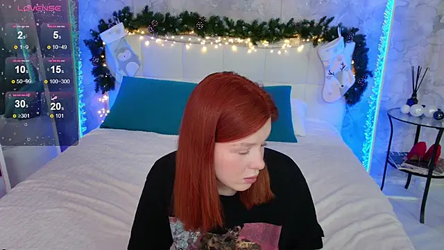 LucyHornyDoll online show from 01-17-25, 08:34