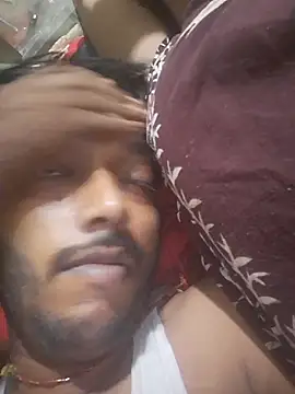 Snapshot of Sexycouple112@xh chatting on 10-01-25, 03:49 Sexycouple112xh online show from 10-01-25, 03:49