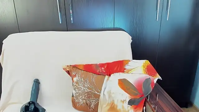 DaisyMun online show from 12-02-25, 04:36