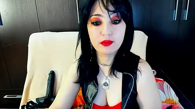 DaisyMun online show from 02-12-26, 04:34