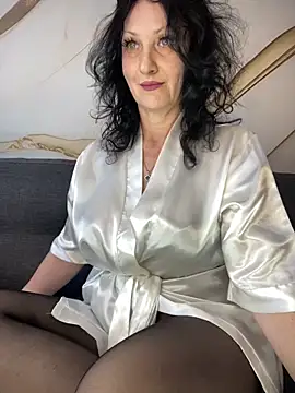 Katie-n online show from 09-10-25, 09:52