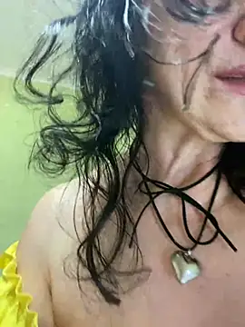 Katie-n online show from 02-27-25, 10:33