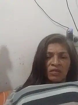 soltrinidad online show from 11-01-25, 03:46