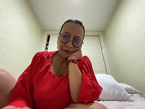 Snapshot of sweeviolet chatting on 02-22-25, 02:19 sweeviolet online show from 02-22-25, 02:19