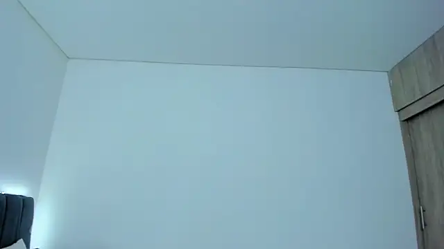Snapshot of im_sarah34 chatting on 07-10-26, 04:34 im sarah34 online show from 07-10-26, 04:34
