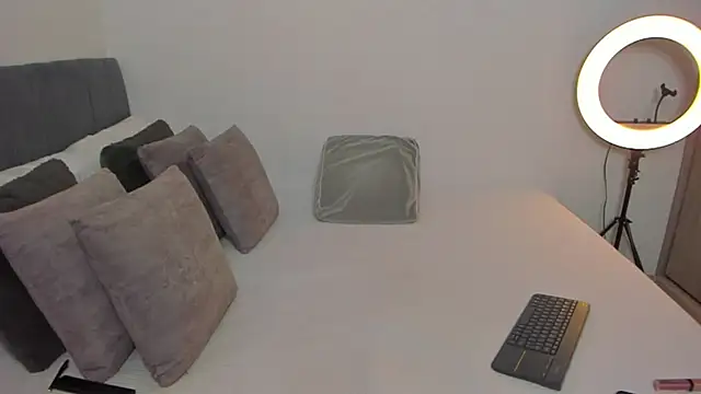 im sarah34 online show from 09-23-25, 06:15