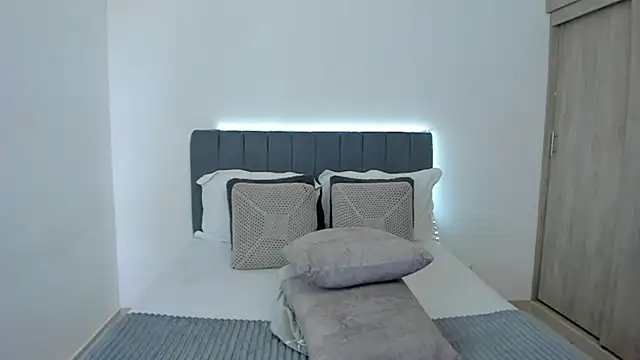 im sarah34 online show from 05-01-26, 05:18
