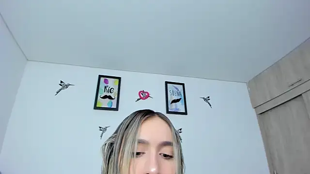 im sarah34 online show from 11-15-25, 06:45