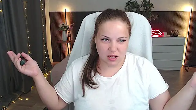 Snapshot of Crazyy_girl_ chatting on 07-01-26, 04:02 Crazyy girl online show from 07-01-26, 04:02