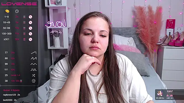 Crazyy girl  online show from 03-13-26, 07:46