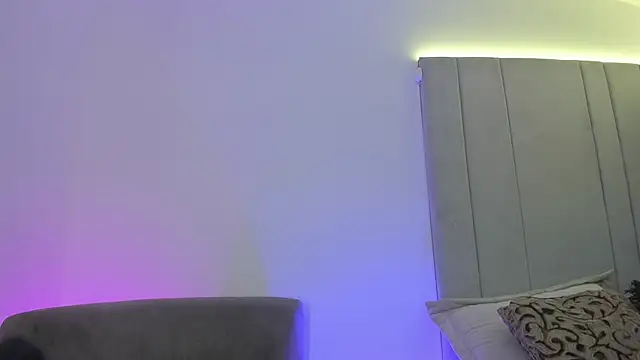 kaylarossi online show from 11-05-25, 07:50