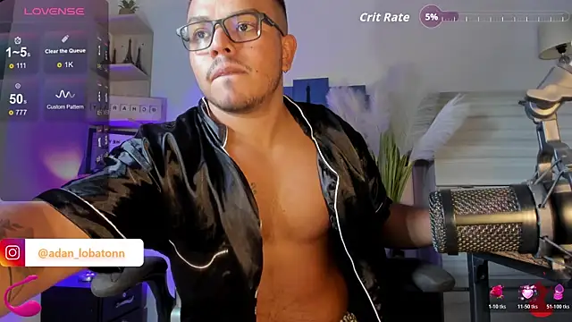 Snapshot of Naughty_Charly chatting on 05-10-26, 07:27 Naughty Charly online show from 05-10-26, 07:27