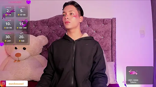 Snapshot of Marck_rousse1 chatting on 02-06-25, 11:53 Marck rousse1 online show from 02-06-25, 11:53