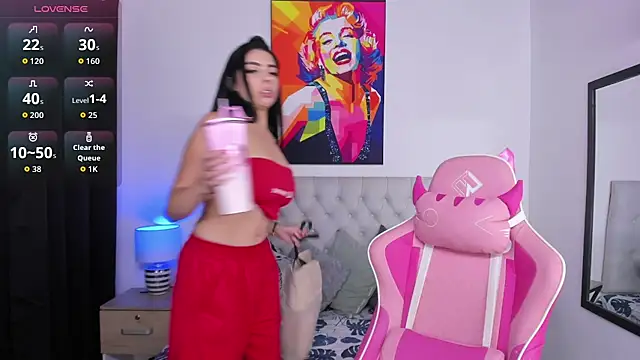 Snapshot of KristalFoxx chatting on 09-18-25, 11:57 KristalFoxx online show from 09-18-25, 11:57