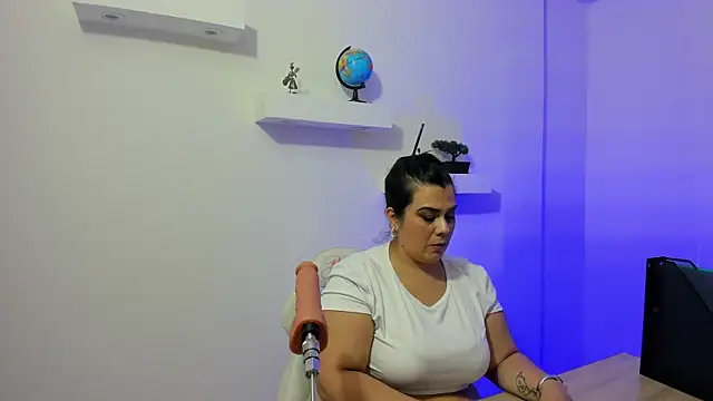 martina foxy  online show from 09-20-25, 12:21