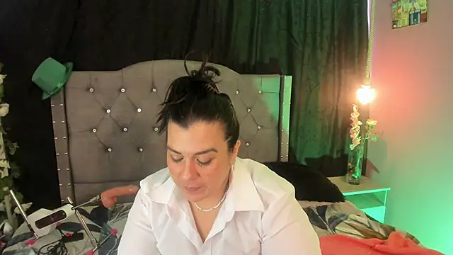 martina foxy  online show from 03-18-25, 05:55