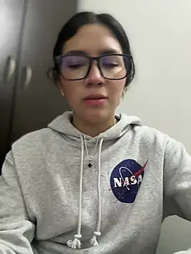 Mila Morgan online show from 03-07-25, 03:40