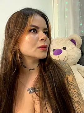 Snapshot of ivanna_rivera chatting on 10-16-25, 07:44 ivanna rivera online show from 10-16-25, 07:44
