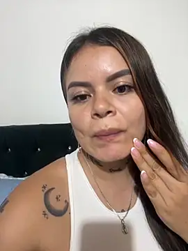 Snapshot of ivanna_rivera chatting on 10-12-25, 12:34 ivanna rivera online show from 10-12-25, 12:34
