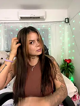 Snapshot of ivanna_rivera chatting on 09-25-25, 04:57 ivanna rivera online show from 09-25-25, 04:57