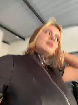 Snapshot of ivanna_rivera chatting on 06-19-26, 03:29 ivanna rivera online show from 06-19-26, 03:29