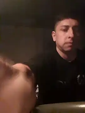 Snapshot of TuBandi2 chatting on 02-14-25, 03:54 TuBandi2 online show from 02-14-25, 03:54