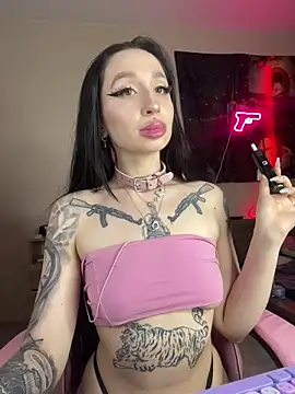 Molly  Moon online show from 04-30-26, 03:35