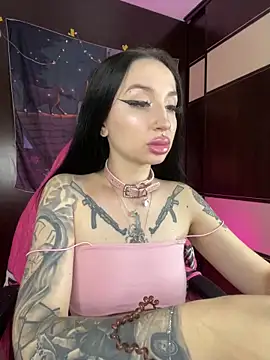 Molly  Moon online show from 10-02-25, 02:48