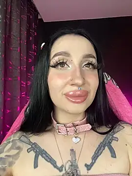 Molly  Moon online show from 02-14-25, 06:02