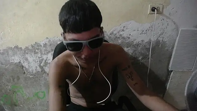 Sxntisaul   online show from 12-19-25, 08:33