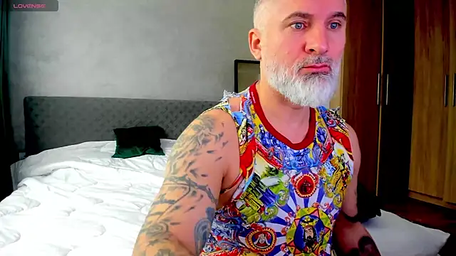 Snapshot of BlowMyXXL chatting on 03-17-25, 07:46 BlowMyXXL online show from 03-17-25, 07:46