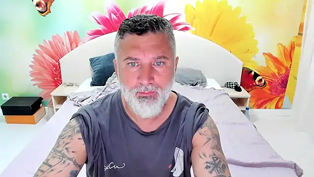 BlowMyXXL online show from 11-10-25, 08:30