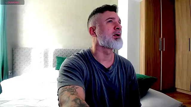 Snapshot of BlowMyXXL chatting on 03-03-25, 08:08 BlowMyXXL online show from 03-03-25, 08:08