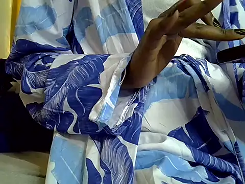 Skinny m online show from 11-16-25, 04:17