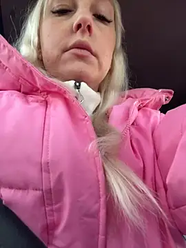 MerlinDave online show from 10-16-25, 01:03